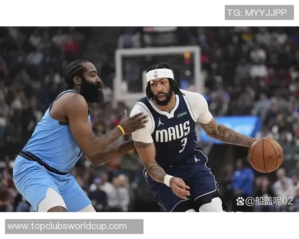 2012季后赛快船与马刺的激烈对决回顾与精彩瞬间分析 2012季后赛快船与马刺的激烈对决回顾与精彩瞬间分析