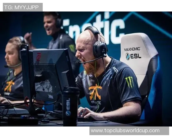 CSGO战术分析：深入探讨V5战队的防守反击策略与执行细节