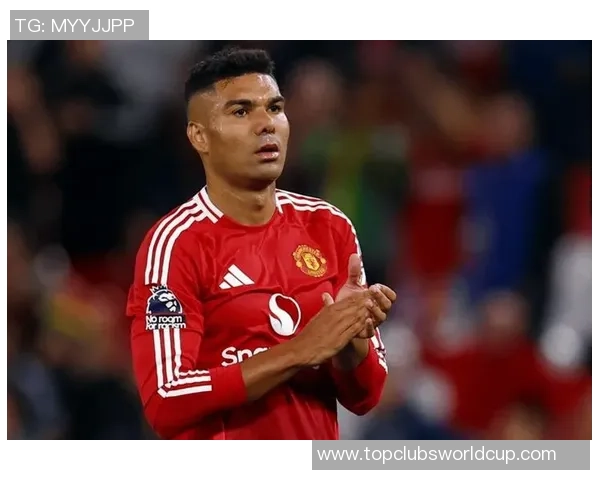 卡塞米罗的传奇之路:从巴西足球新星到欧洲顶级中场的蜕变与荣耀 卡塞米罗的传奇之路:从巴西足球新星到欧洲顶级中场的蜕变与荣耀