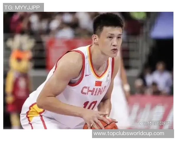 周鹏：从篮球场上的传奇到生活中的榜样，探索他的成长与坚持之路